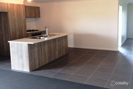 Property photo of 53 Hehr Street Doreen VIC 3754