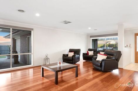 Property photo of 5 Petalnina Close Somerville VIC 3912