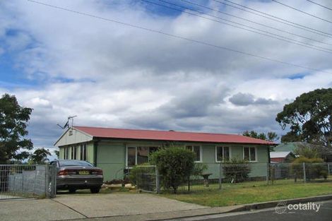 1 Mackay St, Warilla, NSW 2528