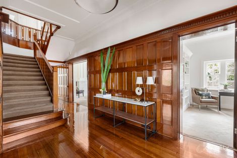 Property photo of 4 Huntingfield Road Toorak VIC 3142