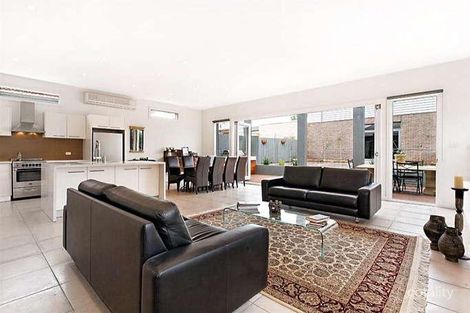 Property photo of 15 Langs Road Ascot Vale VIC 3032