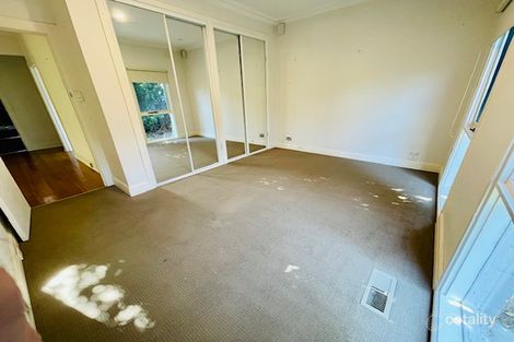 Property photo of 10 Claronga Street Bentleigh East VIC 3165