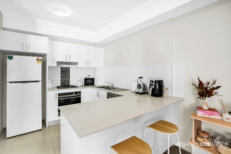 Property photo of 2/43 Santana Road Campbelltown NSW 2560