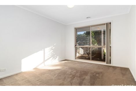 Property photo of 16 Downs Road Seaford VIC 3198