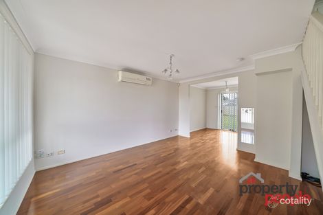 Property photo of 1/5 Casuarina Place Macquarie Fields NSW 2564