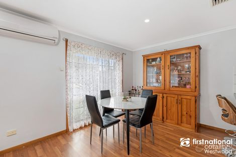 Property photo of 44 Queensbury Way Werribee VIC 3030