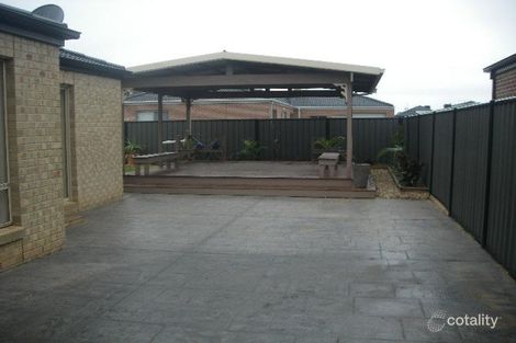 Property photo of 43 Millendon Boulevard Tarneit VIC 3029