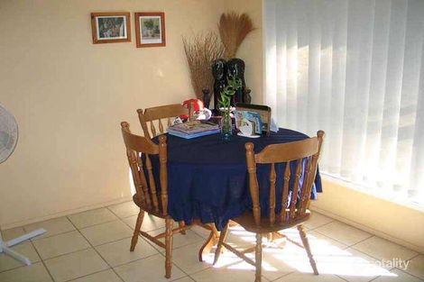 Property photo of 2/2 Ironbark Close Ourimbah NSW 2258