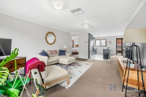 Property photo of 2/8 Silverdale Drive Darley VIC 3340