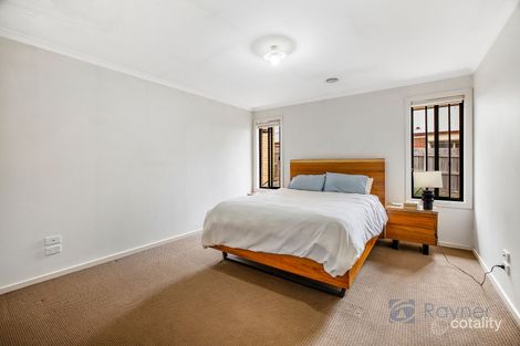 Property photo of 2/8 Silverdale Drive Darley VIC 3340