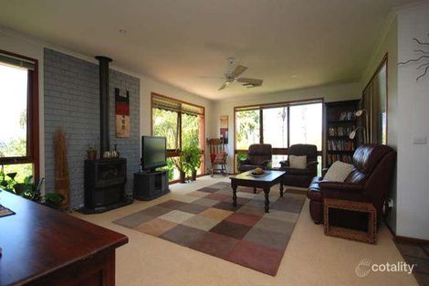 Property photo of 43 Amaroo Street Kooringal NSW 2650