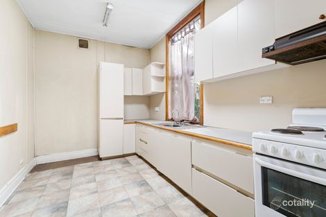 Property photo of 2 Primula Avenue Brooklyn VIC 3012