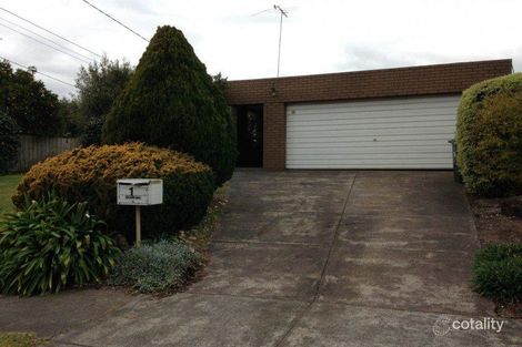Property photo of 1 Robyn Street Doncaster VIC 3108