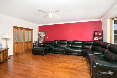 Property photo of 76 Parklands Drive Shellharbour NSW 2529