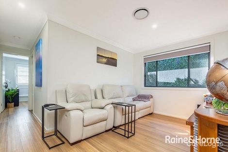 Property photo of 19 Armour Drive Cameron Park NSW 2285