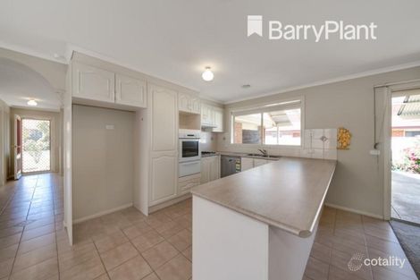 Property photo of 7 Iris Place Pakenham VIC 3810