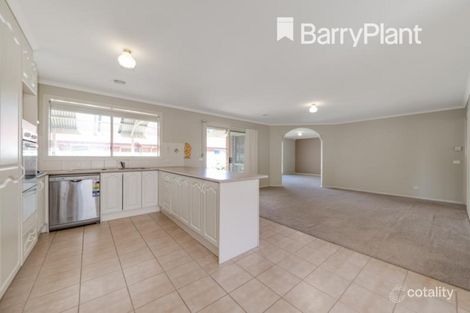 Property photo of 7 Iris Place Pakenham VIC 3810