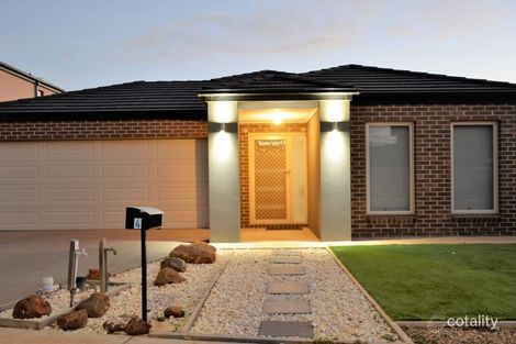 4 Swiss Way, Manor Lakes, VIC 3024