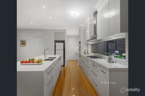 33 Werder St, Box Hill North, VIC 3129