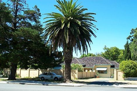 18 The Boulevard, Floreat, WA 6014