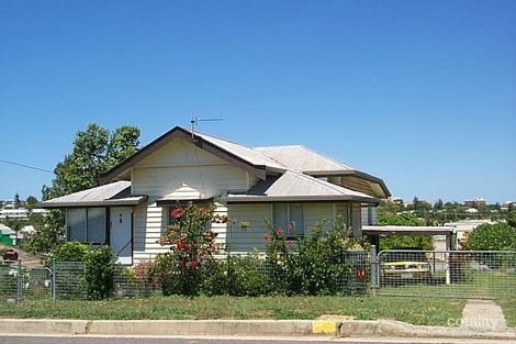 4 Gray St, Gladstone Central, QLD 4680