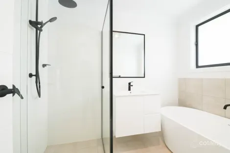 Property photo of 32B Vaucluse Place Parkes NSW 2870
