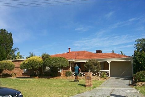 12 Hemingway Dr, Camillo, WA 6111