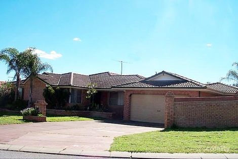 29 Penshurst St, Marangaroo, WA 6064