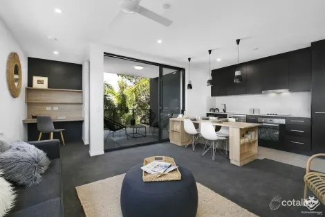 Property photo of 20 Bombery Street Cannon Hill QLD 4170