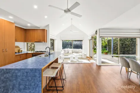Property photo of 3 Beach Close Point Lonsdale VIC 3225