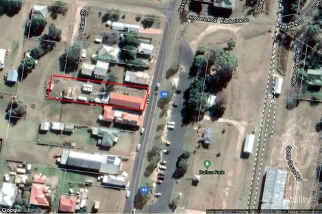 37 Alexander St, Wooroolin, QLD 4608