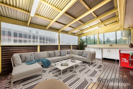 Property photo of 14 Sydney Parkinson Avenue Endeavour Hills VIC 3802