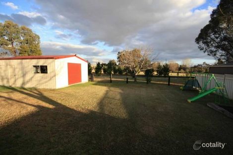 Property photo of 10 Honeysuckle Crescent Scone NSW 2337