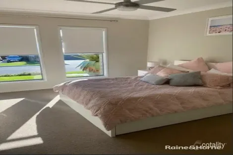 Property photo of 4 Vanstone Way Redland Bay QLD 4165