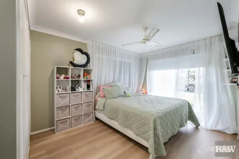 Property photo of 30 Sunset Drive Thabeban QLD 4670