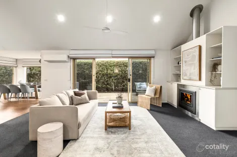 Property photo of 3 Beach Close Point Lonsdale VIC 3225