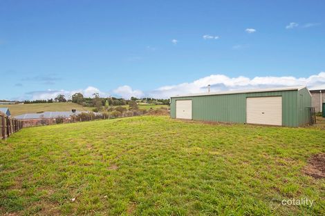 Property photo of 102 Roulston Way Wallan VIC 3756