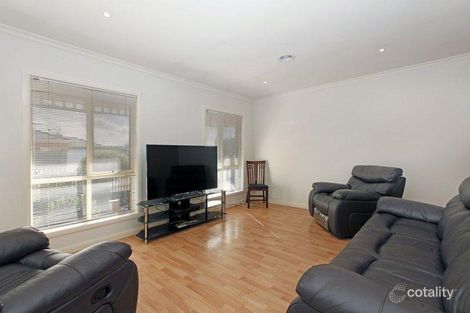 Property photo of 5 Boronia Street Thomastown VIC 3074