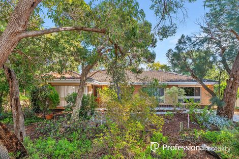 Property photo of 10 Cameron Close Lesmurdie WA 6076
