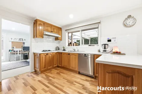 Property photo of 31 Bournevale Drive Berwick VIC 3806