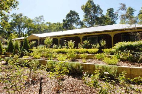 10 Wildflower Gr, Parkerville, WA 6081