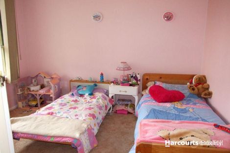 Property photo of 18 Philip Road Knoxfield VIC 3180