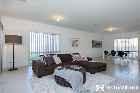 Property photo of 12 Ashford Drive Pakenham VIC 3810