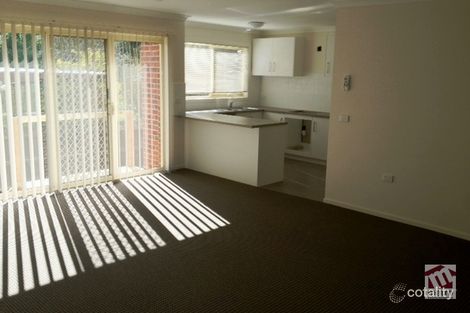 Property photo of 2/2 William Street Koo Wee Rup VIC 3981