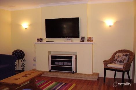 Property photo of 11 Ruby Way Maida Vale WA 6057