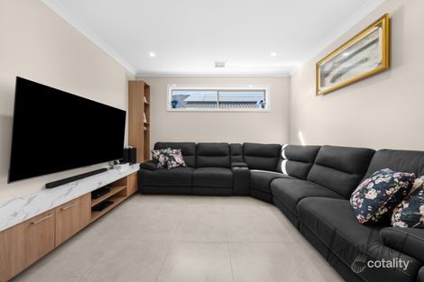 Property photo of 17 Cumberland Drive Mickleham VIC 3064