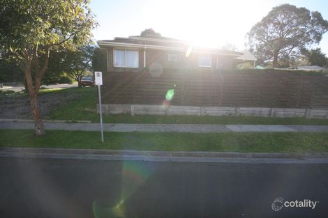 64 Brentwood Dr, Wantirna, VIC 3152