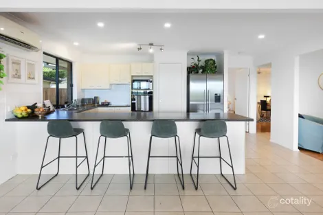 Property photo of 25 Kerala Court Mudgeeraba QLD 4213