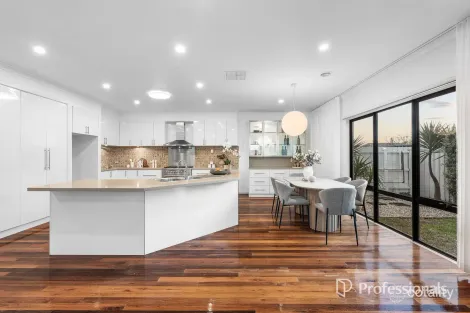Property photo of 13 Gray Street Bentleigh East VIC 3165