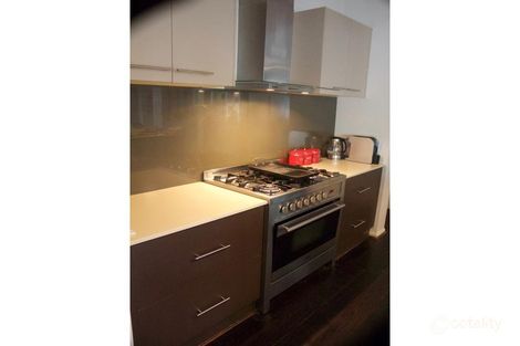 Property photo of 10 Errindura Place Caroline Springs VIC 3023